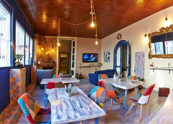 Artisti Sustinea Rooms Napoli